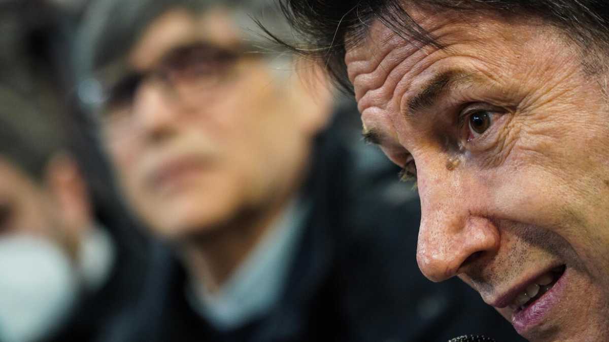 Immagine di Giuseppi, Zelensky, Di Maio (e il povero Moro)