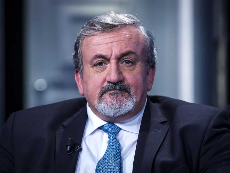 Emiliano perde la "Disfida di Barletta" e la segreteria regionale