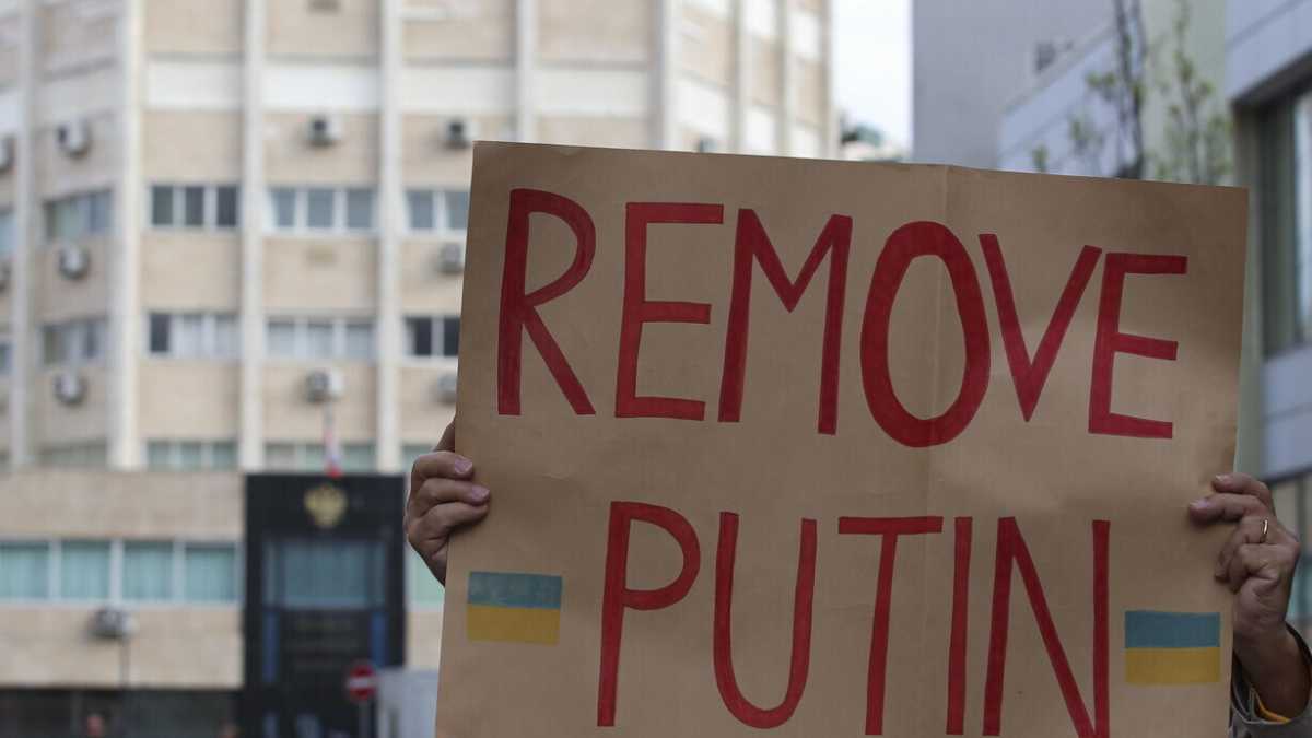 Immagine di Dai vaccini a Putin. L’agenda della responsabilità si sposta a sinistra