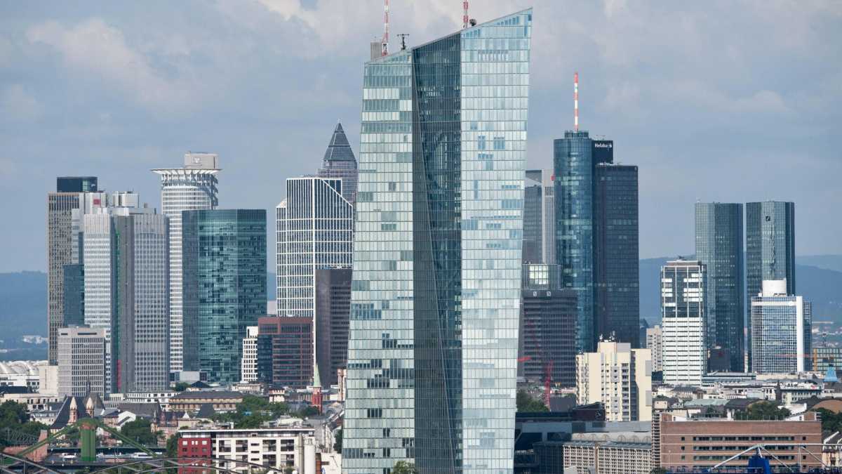 Immagine di La Bce naviga a vista