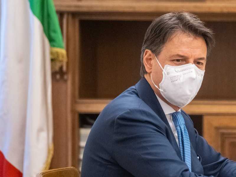 Le falle nella versione di Conte sulla missione russa fa arrabbiare il Copasir
