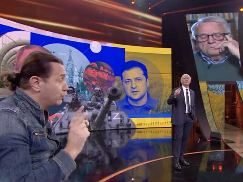Povia ospite di Massimo Giletti a "Non è l'Arena" 
