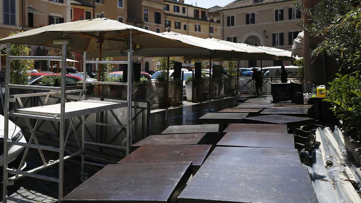 Immagine di A Roma scompare il green Pass, ma i dehors restano