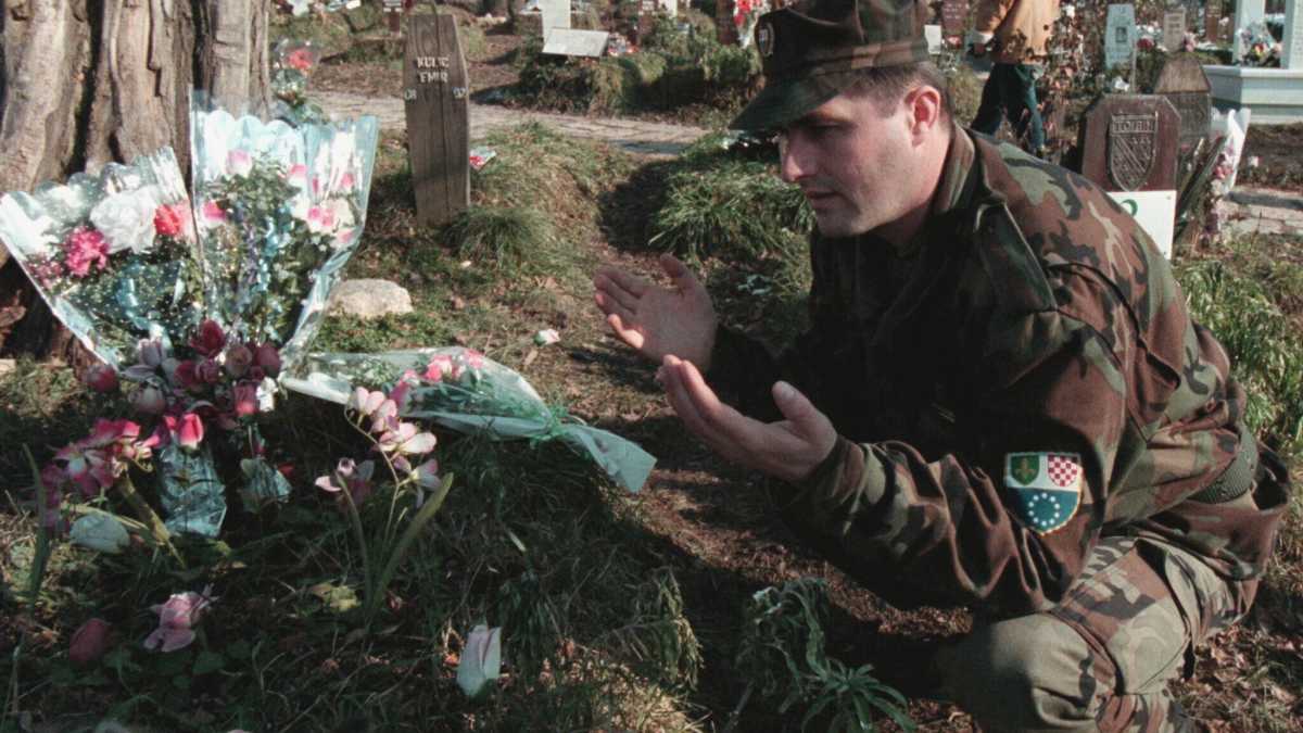Immagine di La guerra e l'oblio nel monologo interiore di "Zona" di Mathias Énard