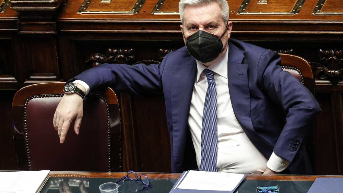 Immagine di Guerini avverte Conte: "Sulle armi no alle strumentalizzazioni a fini elettorali"