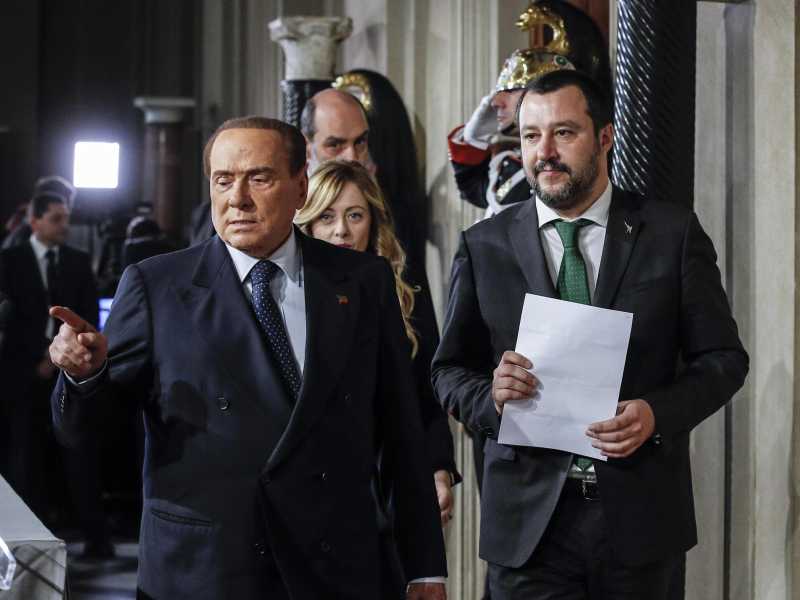 Silvio Berlusconi, Matteo Salvini e Giorgia Meloni (Ansa)