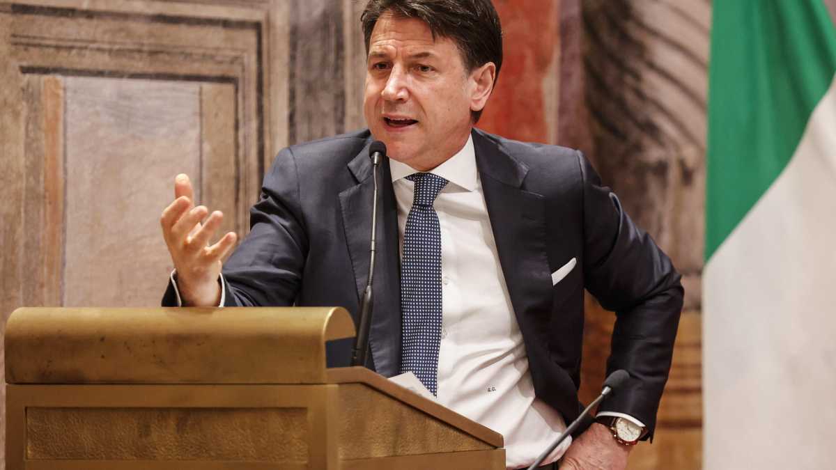 Immagine di Spese militari, il supermarket del Conte premier: la lista di cosa comprò al governo