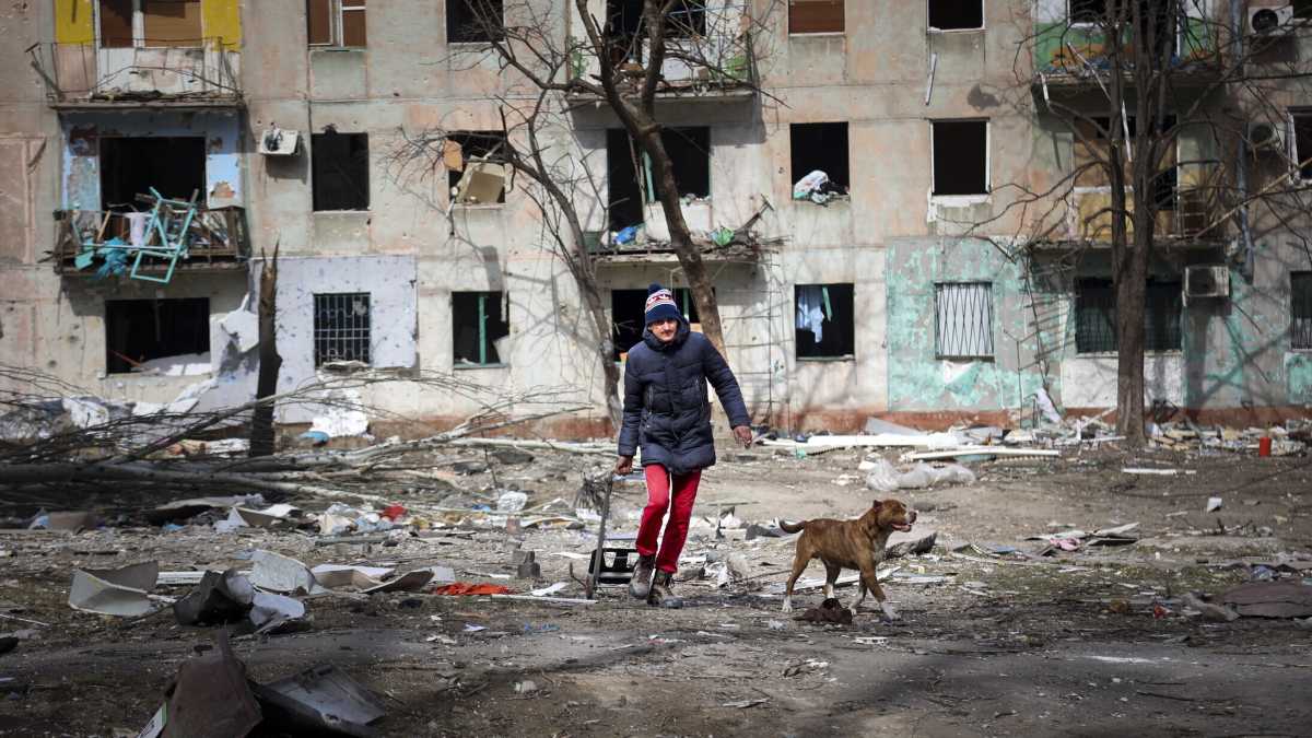 Immagine di Guerra Russia Ucraina, Putin: dall'1 aprile pagamenti gas in rubli. La Russia vieta l'ingresso nel paese ai leader Ue