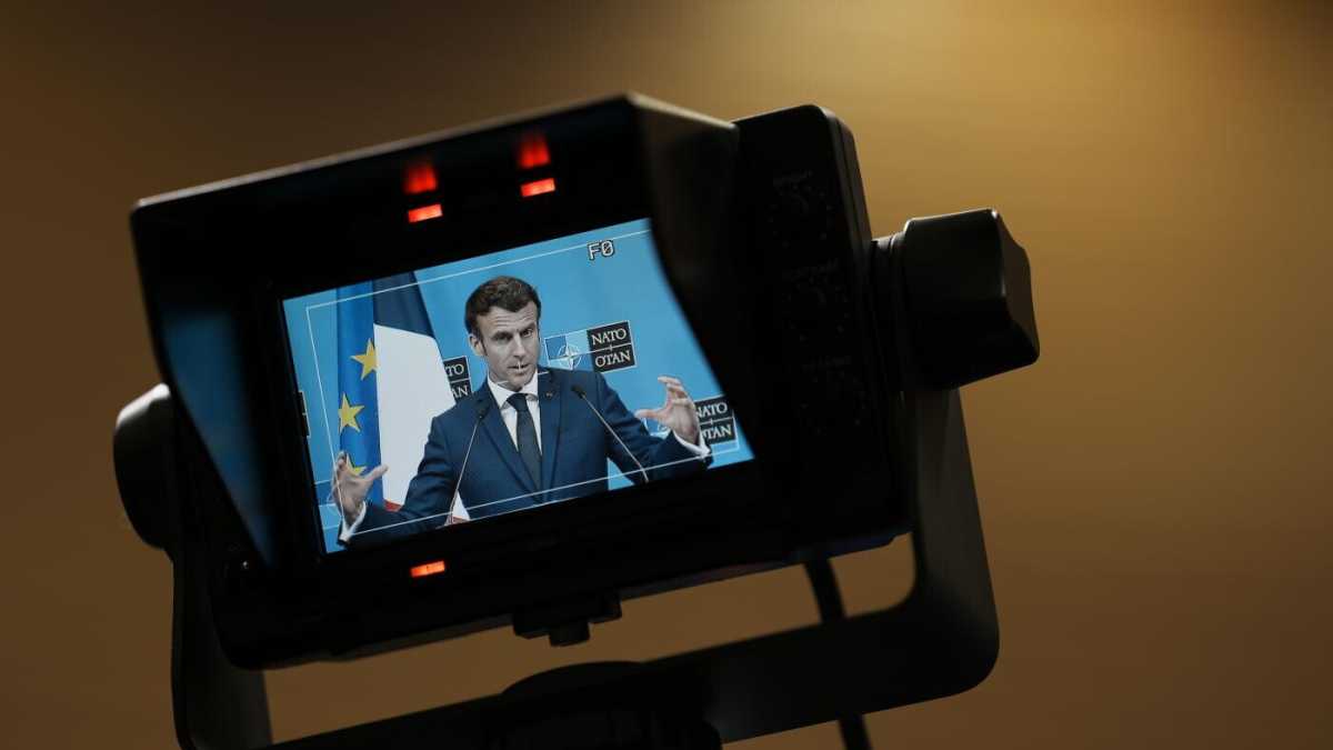 Immagine di In Francia invece delle presidenziali si parla del ruolo di Macron di mediatore in chief