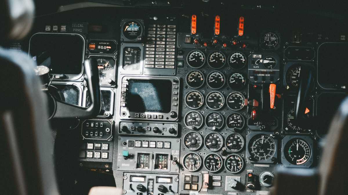 Immagine di Vi facciamo volare. Viaggio all'interno della Secondo Mona