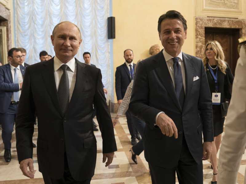 Giuseppe Conte, l'avvocato di Vlad