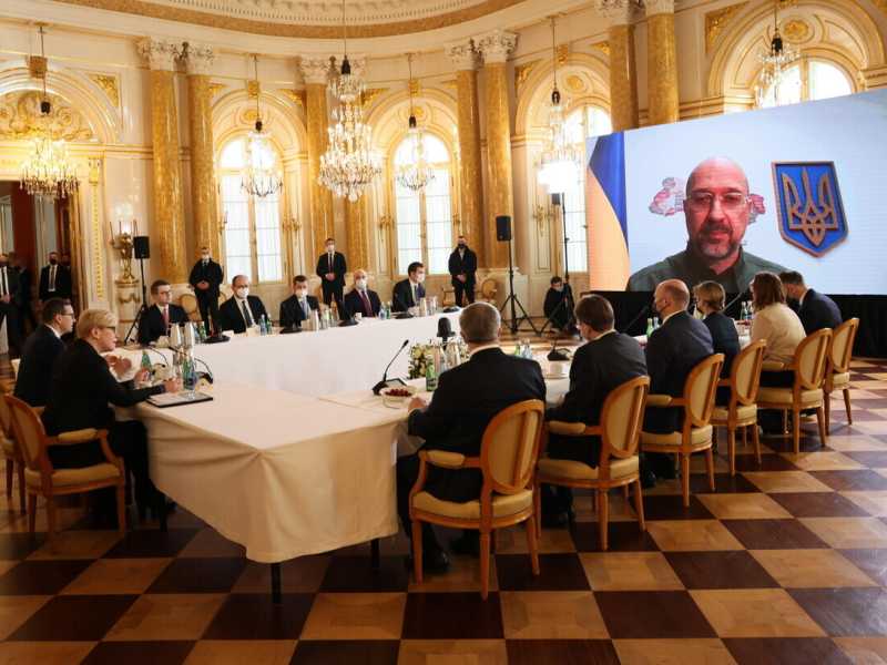 Ingrida Simonyte, premier lituana, incontra l'omologo ucraino Denys Shmyhal (foto di Ansa)<br />
