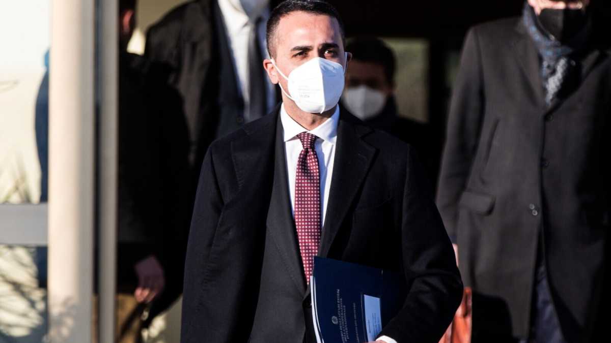 Immagine di Di Maio: "Via trenta diplomatici russi dall'Italia". Sono sospettati di spionaggio