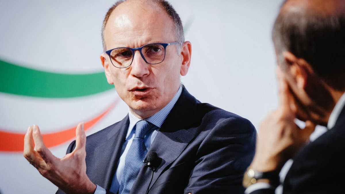 Immagine di Il multilateralismo di Letta: le telefonate con Di Maio e gli incontri con Meloni