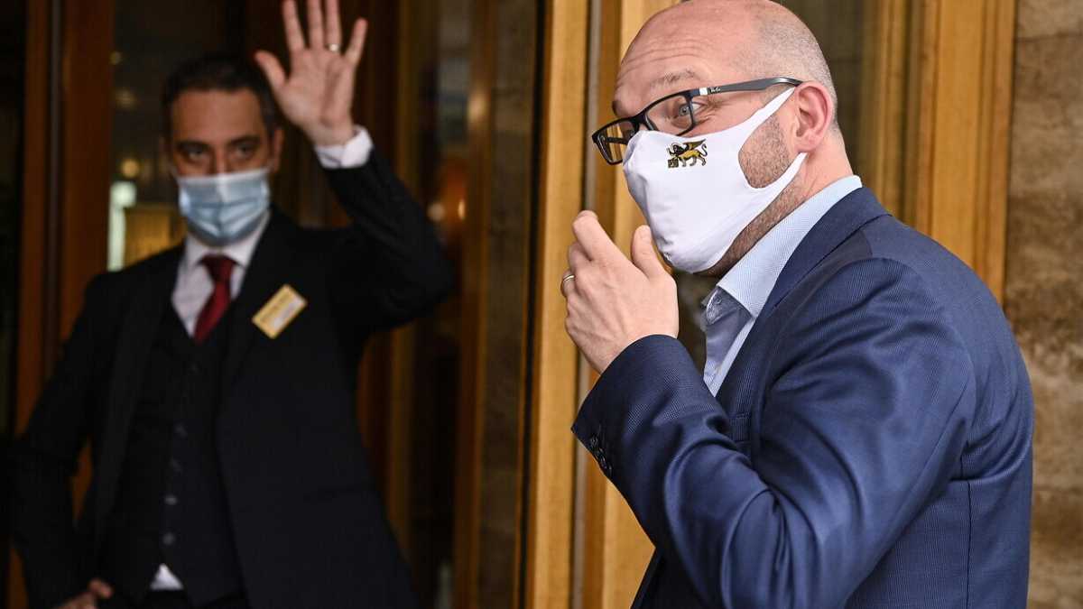 Immagine di Il vice di Salvini attacca Di Maio sulle espulsioni dei diplomatici russi: "La pace non si fa così"