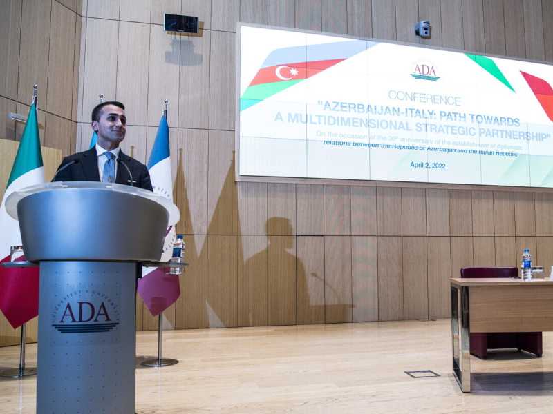 Luigi Di Maio, durante la missione a Baku, Azerbaigian (Ansa) <br />