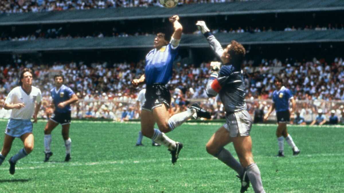 Immagine di La maglia della “Mano de Dios” vale almeno 5 milioni di euro