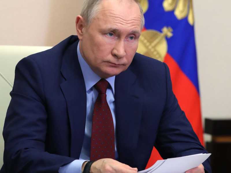 La Russia è una pompa di benzina, da sanzionare