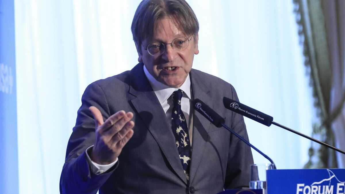 Immagine di Le sanzioni graduali non funzionano. Gran discorso di Verhofstadt