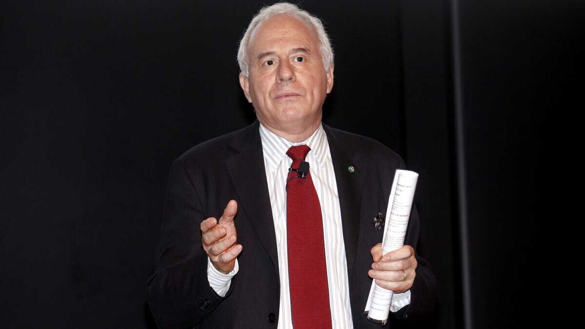 Immagine di Sanzioni, bombe e fame. Cosa non torna nel pacifismo di Tarquinio