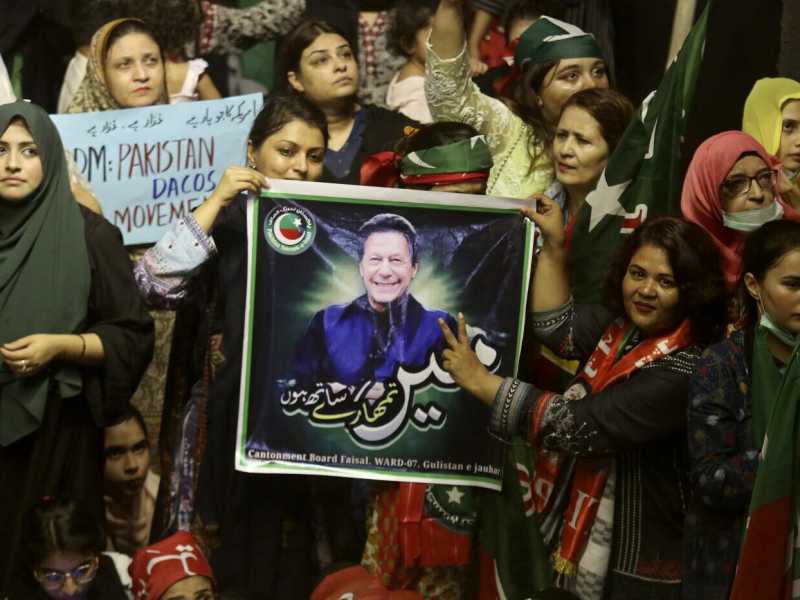 Il Pakistan ha un nuovo primo ministro, ma è una vecchia conoscenza