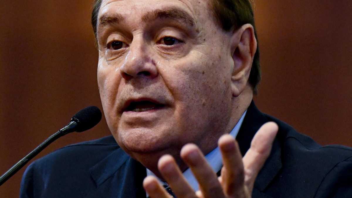 Immagine di Viva le multe stralciate del gran Mastella in auto blu