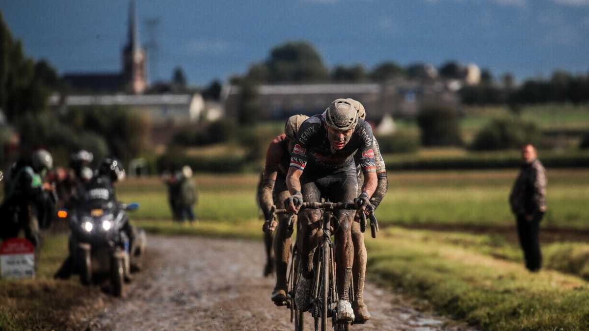 Immagine di Pasqua sul pavé. La Parigi-Roubaix è una nuova esistenza