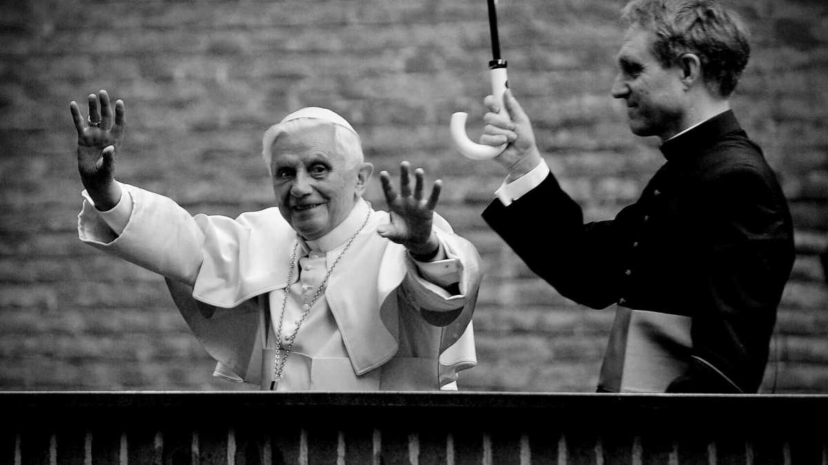 Immagine di I 95 anni del Papa emerito Joseph Ratzinger. Letture foglianti
