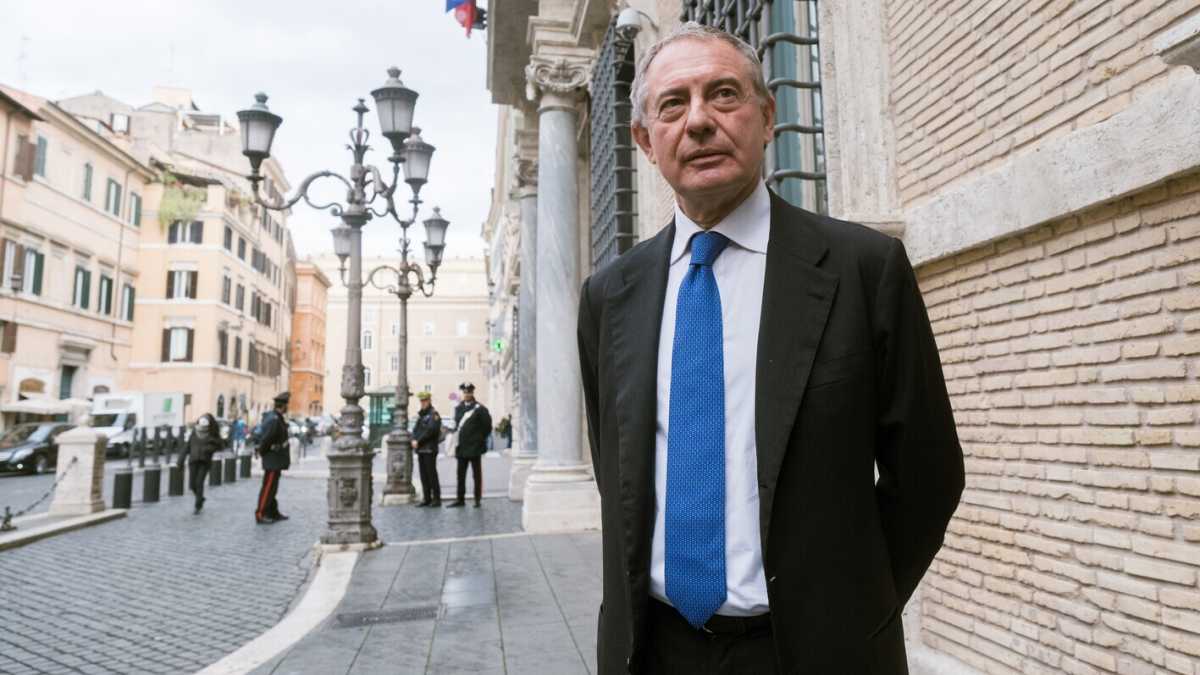 Immagine di "Chi ha scommesso su Putin ora dismetta ogni ambiguità". Parla il presidente del Copasir