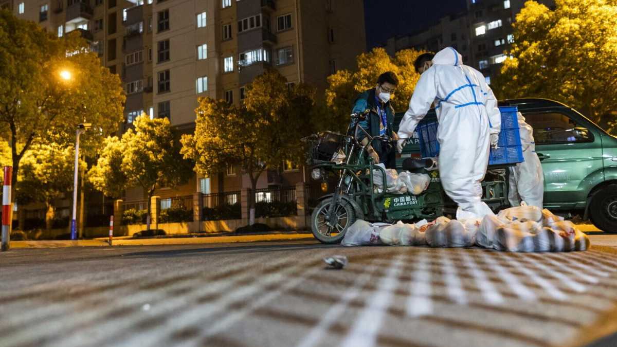 Immagine di Per qualche ora Shanghai ha aggirato la censura facendole il verso