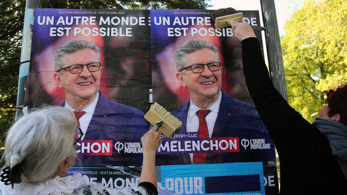 Immagine di Quei compagni che dicono: "Mélenchon, salvaci tu"