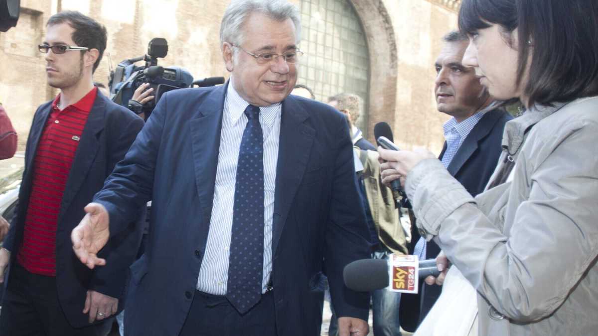 Immagine di L'ex governatore del Molise Michele Iorio assolto dopo dieci anni