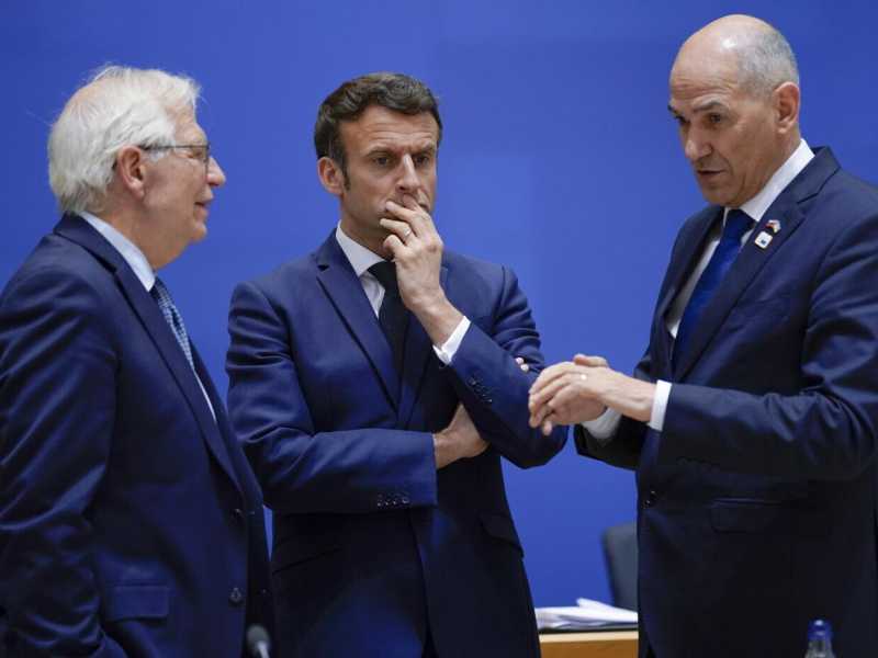 Jansa va al voto e sui manifesti si mostra europeissimo