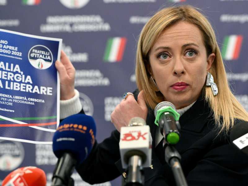 Meloni dice di essere pronta a candidarsi premier. E non parla con Salvini da tre mesi
