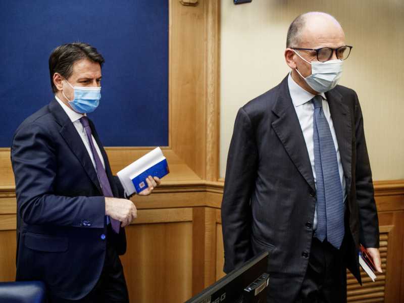 Il Pd ha una sola strada: separarsi dal M5s. Lettere dal Senato