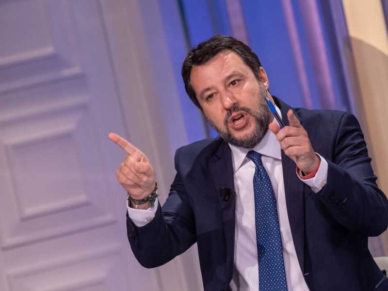 Salvini si fa un nuovo partito: "Prima l'Italia" non è solo una lista