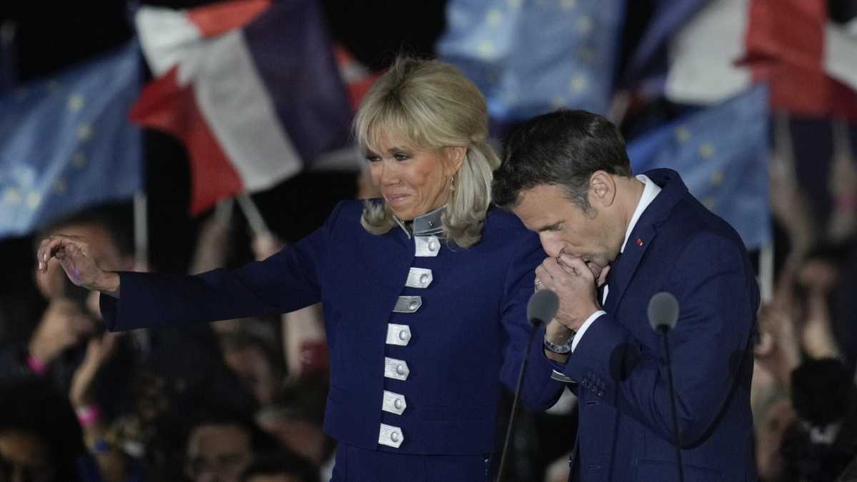 Immagine di Macron promette di tessere il dialogo in una Francia a pezzetti. La strada dei débat