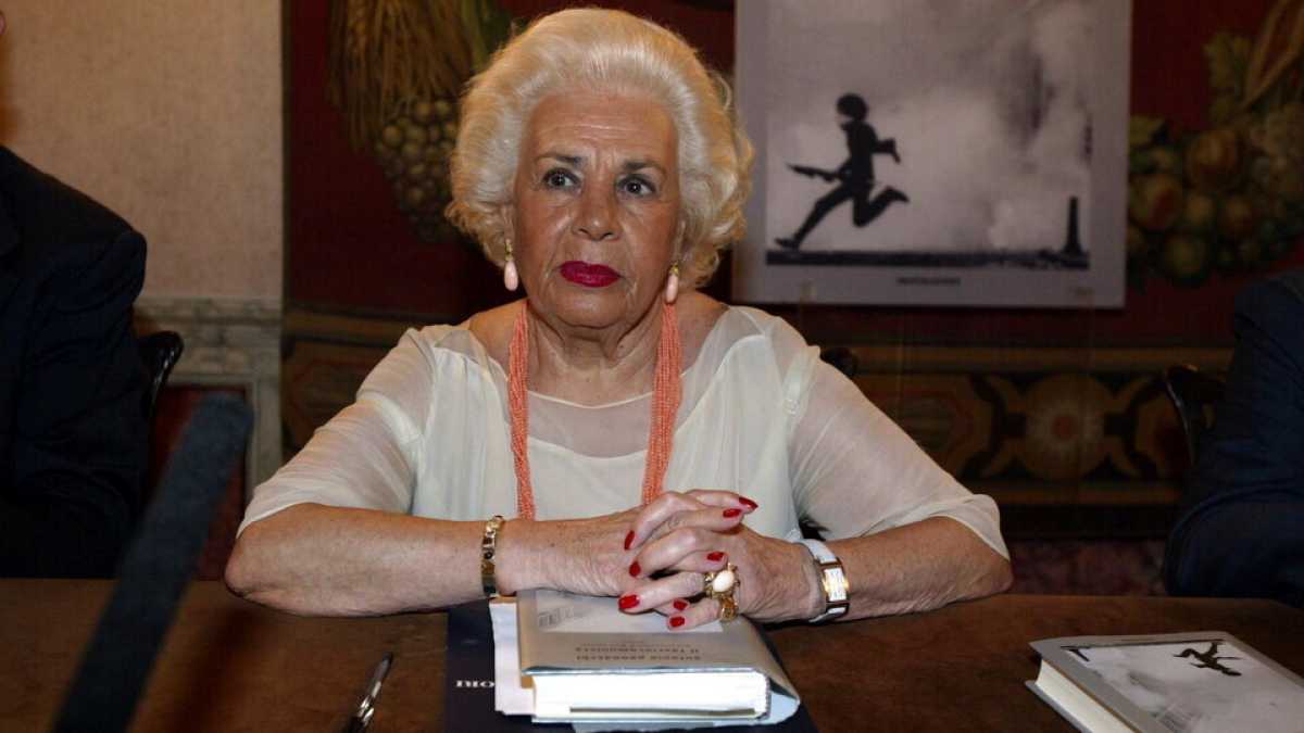 Immagine di Morta a 100 anni Assunta Almirante, vedova dell'ex leader del Msi