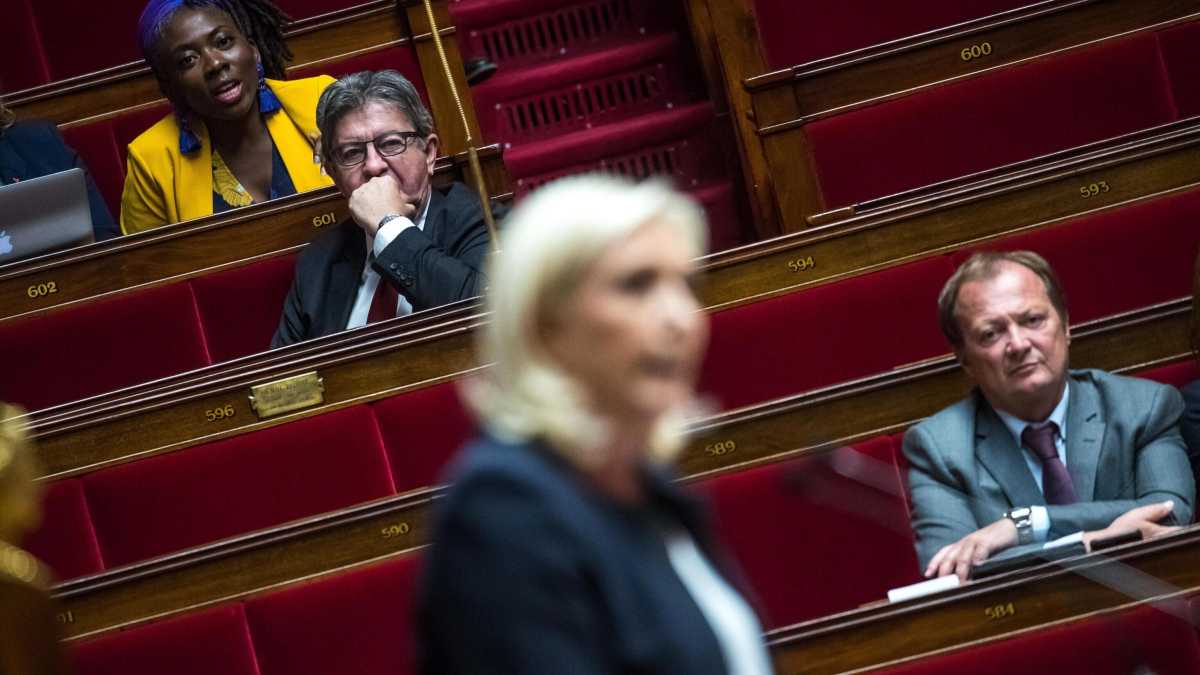 Immagine di Alle legislative francesi, destra e sinistra radicali vogliono la rivincita contro Macron