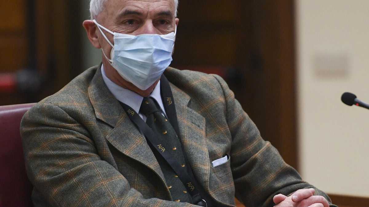 Immagine di Il Covid, i pipistrelli e le spiegazioni poco convincenti di Palù
