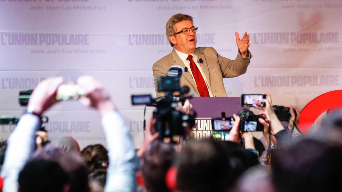 Immagine di Infine pure i socialisti s’aggregano all’Unione popolare di Mélenchon