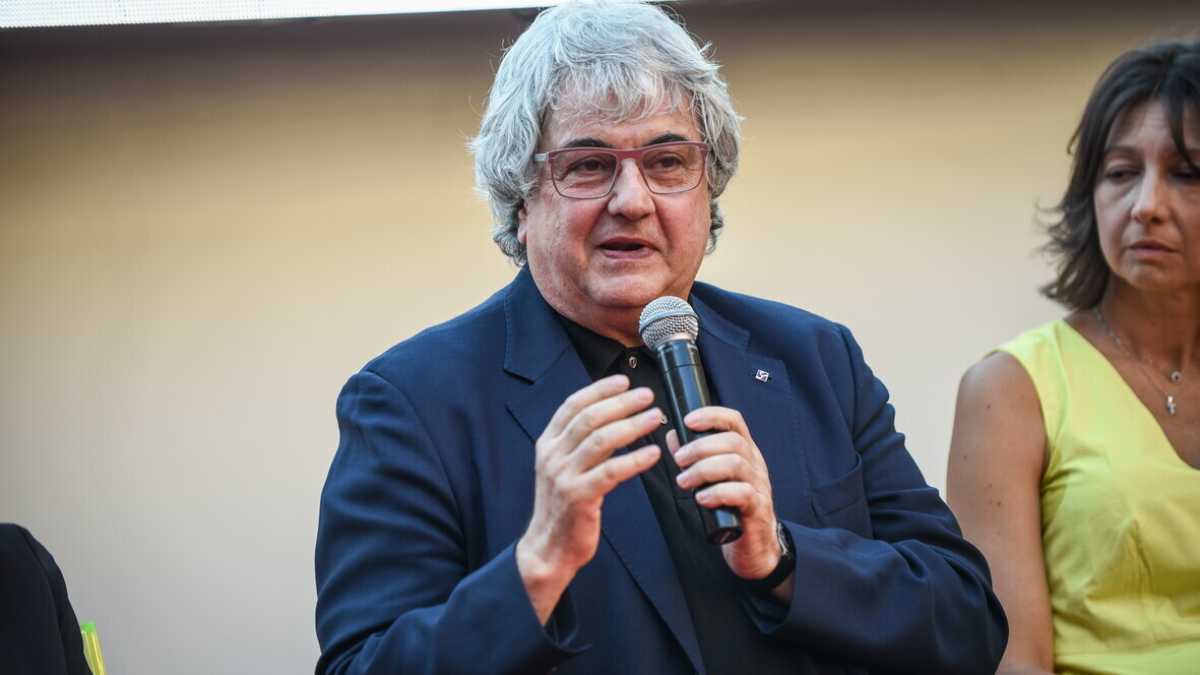 Immagine di Realacci: “L’inceneritore a Roma non è tabù, il M5s sbaglia. Gas e carbone servono in emergenza"