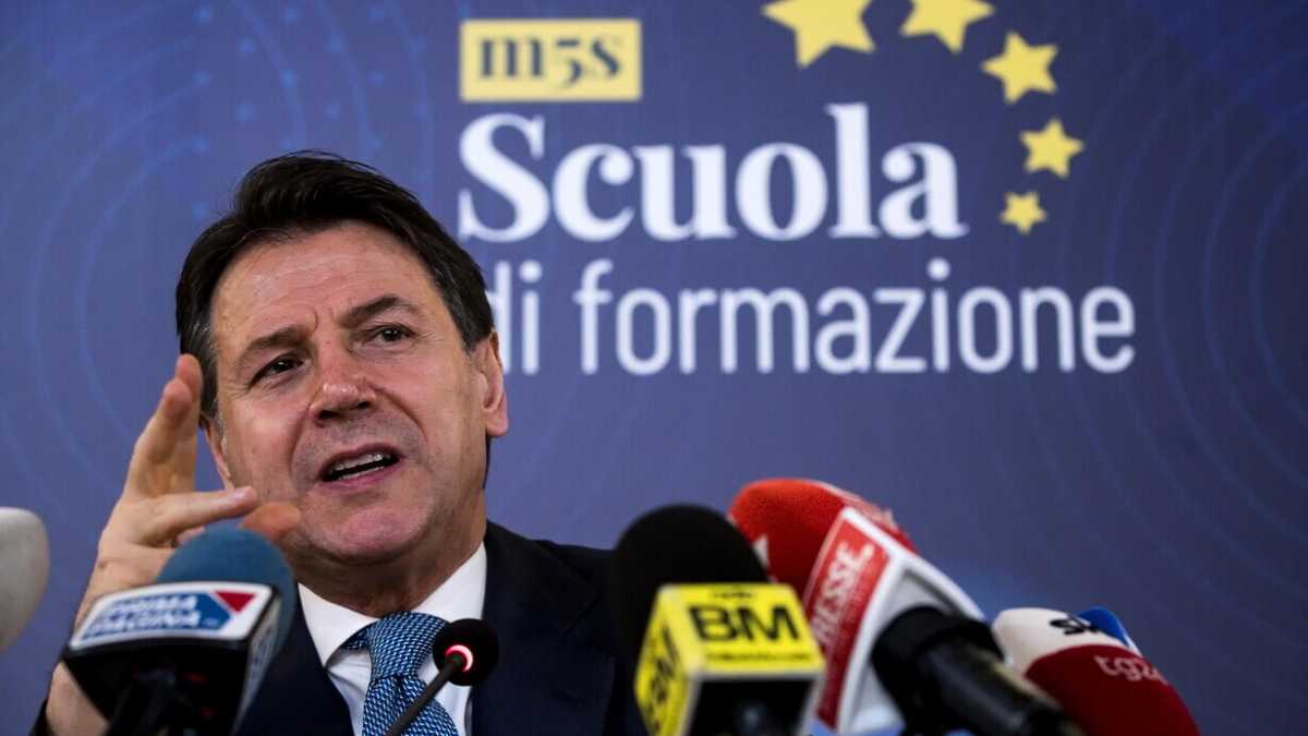 Immagine di Conte vuole il proporzionale: "Letta? Non lo sento da un po'. Draghi? Lavori"