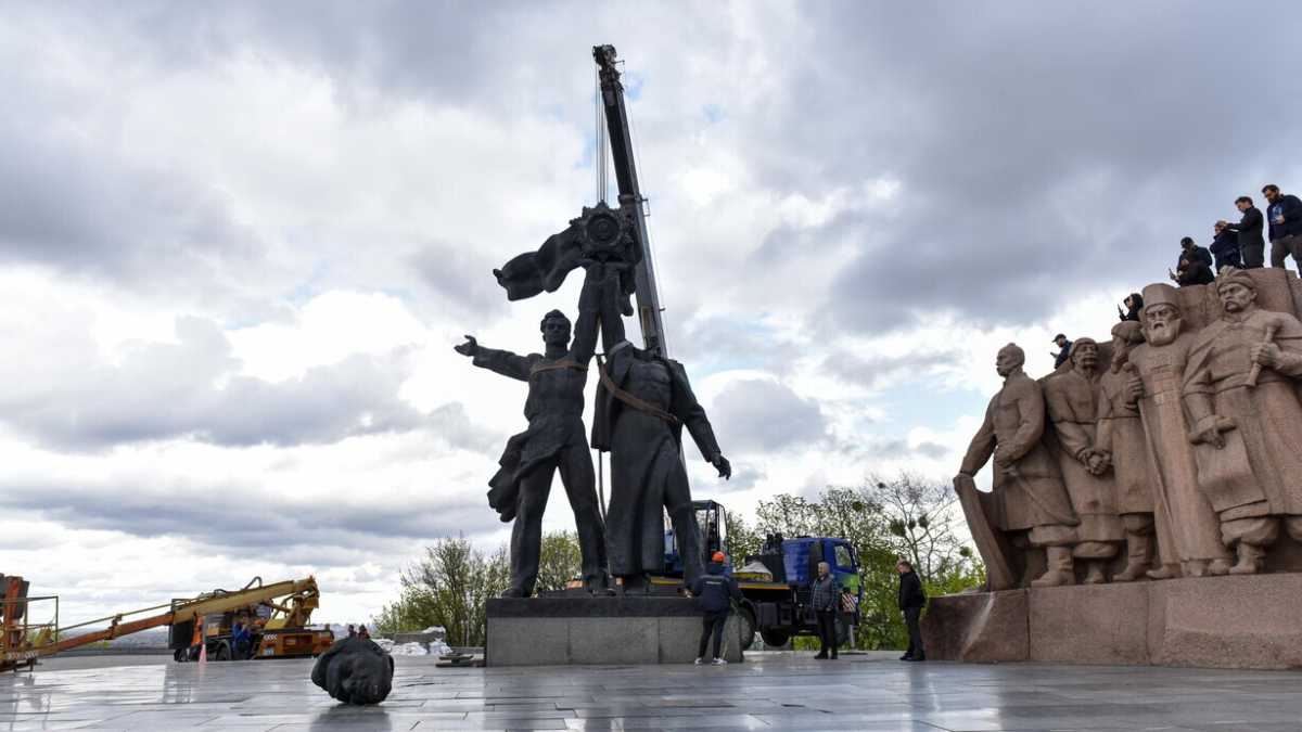 Immagine di “L’Urss è crollata in circostanze internazionali molto più favorevoli”