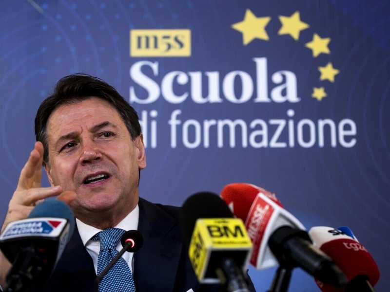 Conte vuole il proporzionale: "Letta? Non lo sento da un po'. Draghi? Lavori"