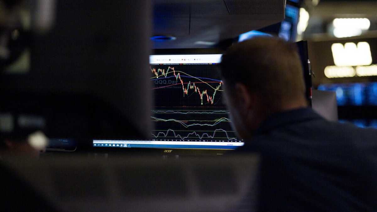 Immagine di I mercati reagiscono male al rialzo dei tassi delle banche centrali
