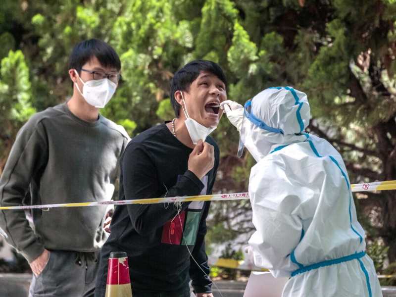 I lockdown punitivi e autoritari della Cina fanno scappare le aziende straniere
