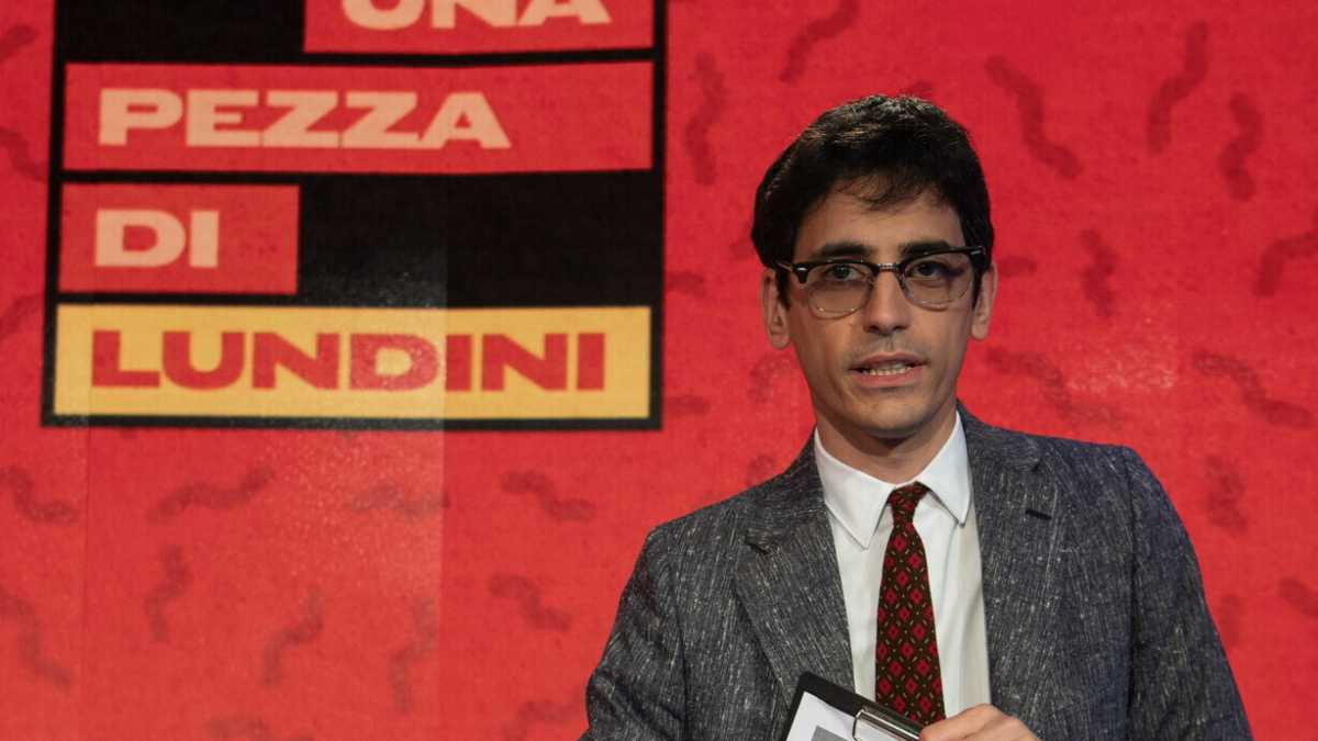 Immagine di Valerio Lundini, il comico sceso dalla luna