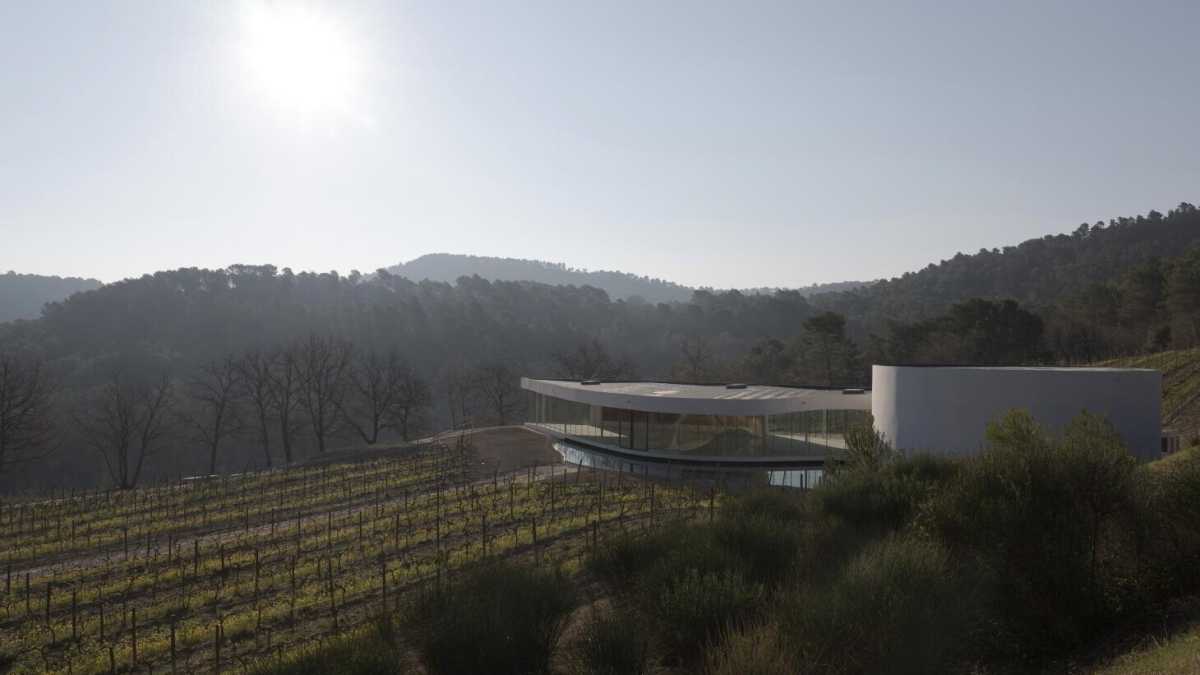 Immagine di L’ultimo progetto dell’archistar brasiliano Niemeyer è una cantina