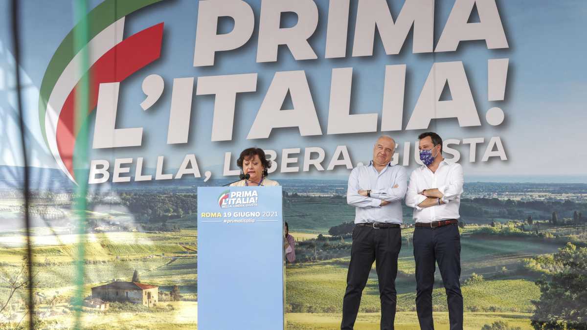 Immagine di La Liga veneta boccia la federazione di Salvini: "No al simbolo Prima l'Italia"